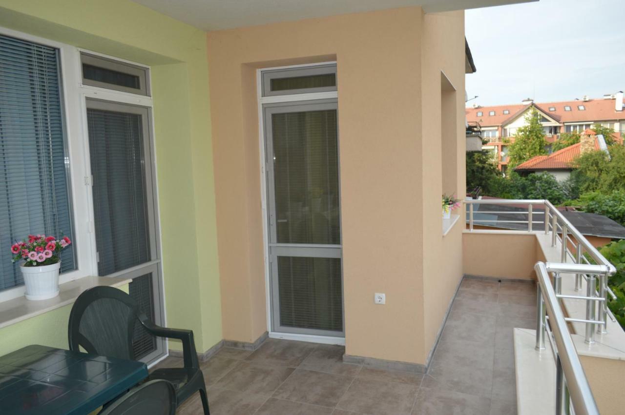 Hotel Yanis à TTchernomorets Extérieur photo