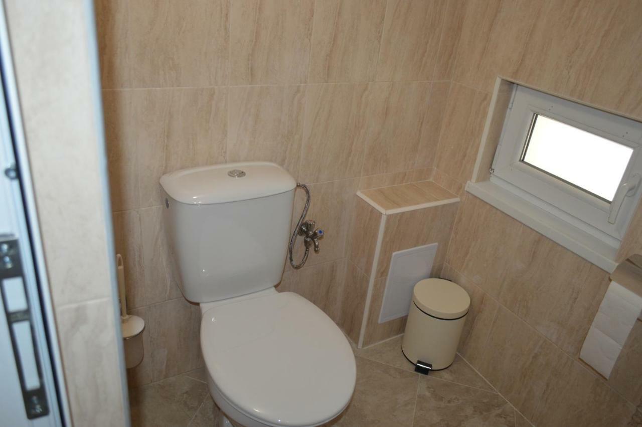 Hotel Yanis à TTchernomorets Extérieur photo